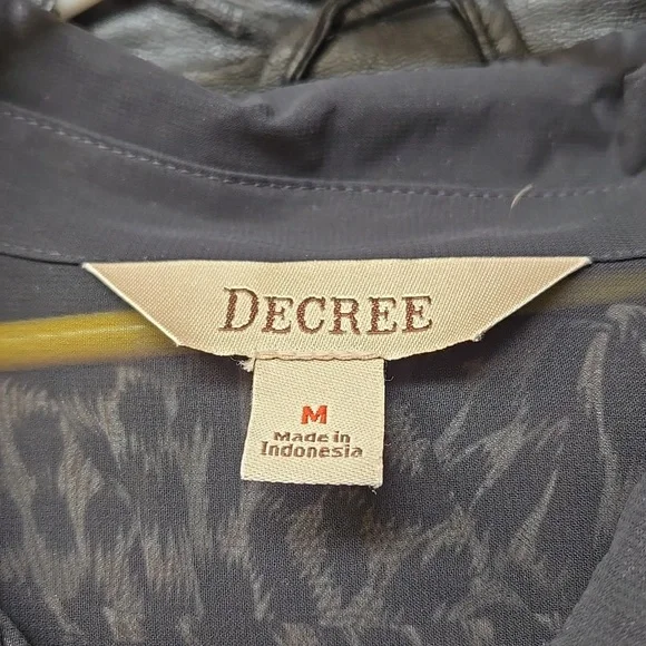 Sheer Top - Picture 3 of 3